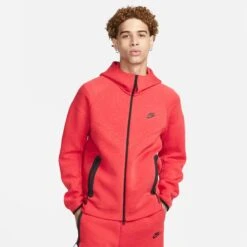 Veste Nike Tech Fleece Windrunner - Rougea