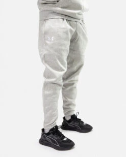 Pantalon Under Armour Essential Fleece - Gris