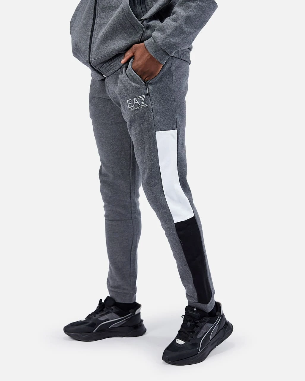 SurvĂȘtement Emporio Armani EA7 Train Athletic - Gris/Blanc/Noira â Image 4